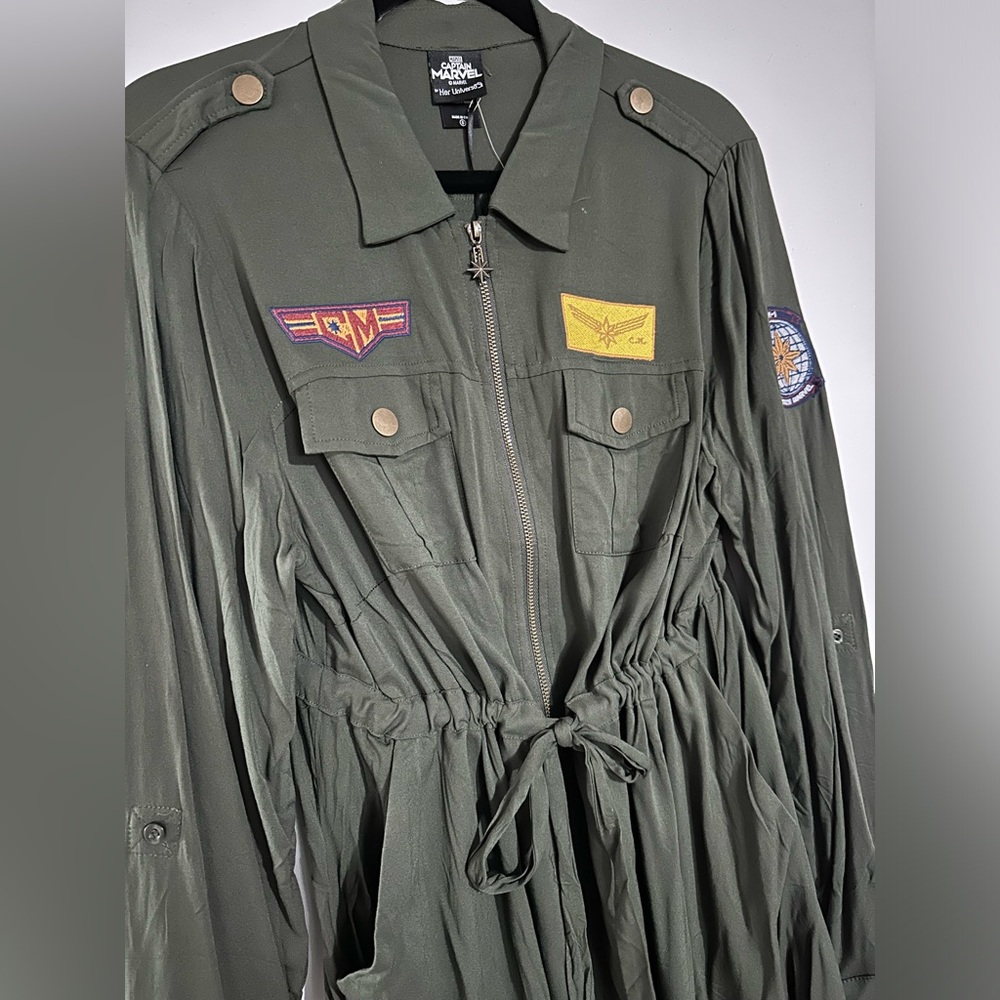 Her Universe Captain Marvel Olive Patchwork Shirt Dress NWT Size L 12 - Picture 4 of 15